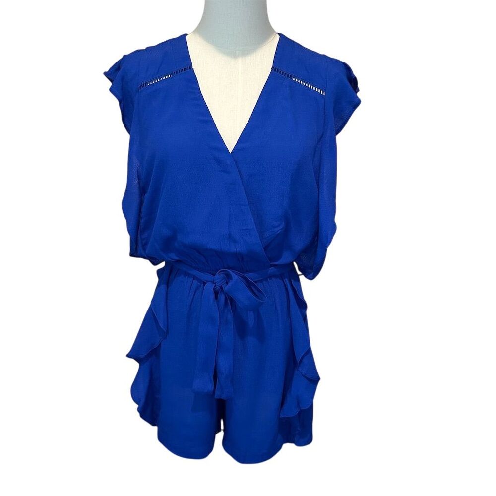 Skies Are Blue Women's M Blue Romper V-Neck Tie Waist Summer Outfit